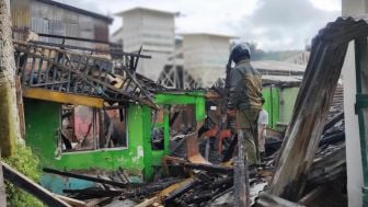 Satu Rumah Hangus Terbakar di Desa Gunung Masigit Bandung Barat