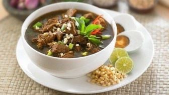 Resep Rawon Sederhana Lengkap dengan Bahan dan Cara Membuatnya