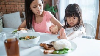 Jengkel Karna Anak Suka Pilih-Pilih Makanan? Begini 6 Tips Ampuh Menghadapi Anak Picky Eater