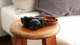 Mungil dan Stylish, Kamera Mirrorles Nikon 1 J5 Direkomendasikan untuk Travelling!