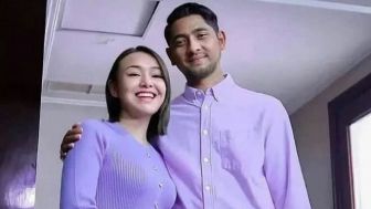 CEK FAKTA: Amanda Manopo Dampingi Arya Saloka Sidang Perceraian dengan Putri Anne, Nikah Siri?