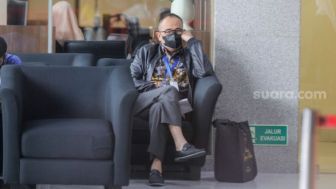 Rafael Alun Trisambodo Resmi Ditahan karena Kasus Pencucian Uang, Warganet : Ciee Bakal Reuni Keluarga