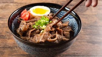 Resep dan Cara Membuat Gyudon Referensi Menu Hidangan Idul Fitri ala Jepang