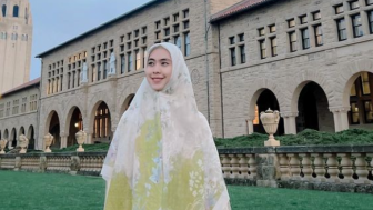 CEK FAKTA: Terbaru! Ria Ricis Sudah Diperingati Ustazah Oki Setiana Dewi soal Teuku Ryan, Firasat Seorang Kakak?