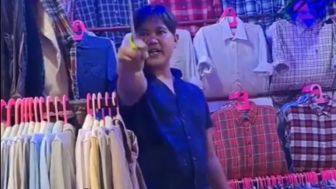 VIRAL! Niat Konfirmasi Barang, 2 Perempuan di Bandung Malah Dapat Acungan Pisau dari Pedagang Pasar Gedebage