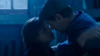 Adegan-Adegan Penuh Gairah, Ini Sinopsis Film Lady Chatterley's Lover di Netflix: Connie Tak Penah Terpuaskan Meski Durasi Panjang