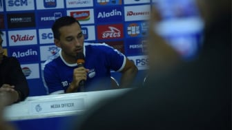 Ezra Walian Singgung Soal Kedatangan Pelatih Baru Persib Bandung Bojan Hodak Jelang Pertandingan Lawan Persik Kediri