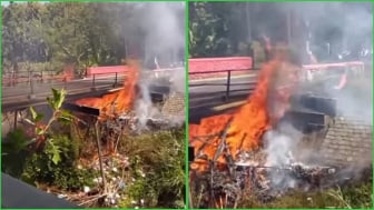 VIRAL! Jembatan Terbakar oleh ODGJ, Penyebabnya Justru Patut Dicontoh oleh Warga