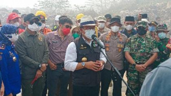 Kebakaran TPA Sarimukti Bandung Barat Masih Berlangsung, Ridwan Kamil Ungkap Kondisi Terkini