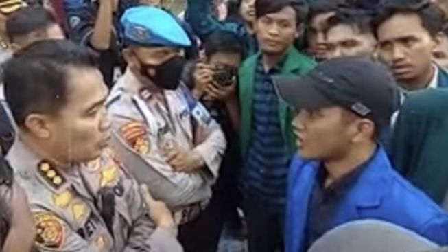 Terlalu, Polisi Hardik Pendemo Jokowi Pakai Kata Binatang