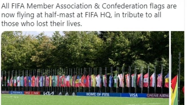 Sebagai Bentuk Belasungkawa Tragedi Kanjuruhan, Bendera Anggota FIFA Dikibarkan Setengah Tiang