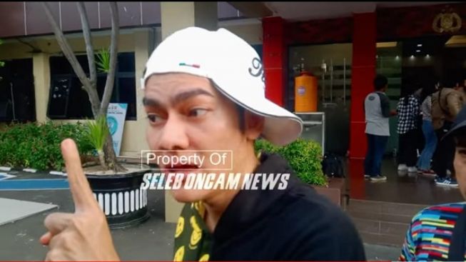 Berantem di Kantor Polisi dengan Pengacara Gondrong, Satria Mulia: Urusan Lo Sama Gua Apa?