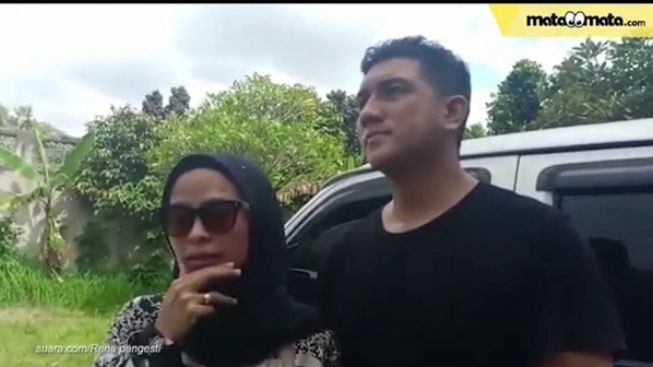 Ayah Tantri Kotak Meninggal Dunia, Unggahan Istri Arda Naff Banjir Ucapan Duka dari Rekan Artis