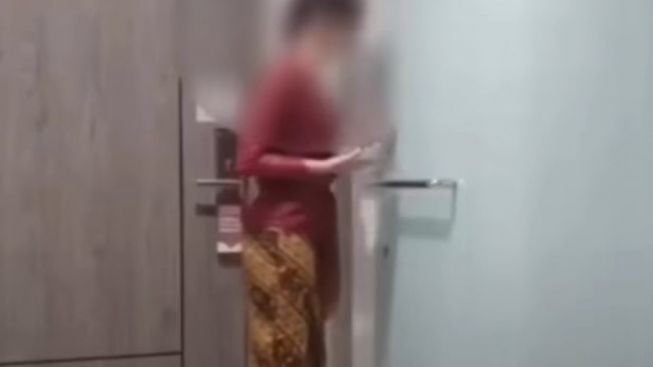 Lokasi Video Syur Wanita Kebaya Merah 16 Menit Telah Ditemukan, Hanphone Brigadir J Kapan?