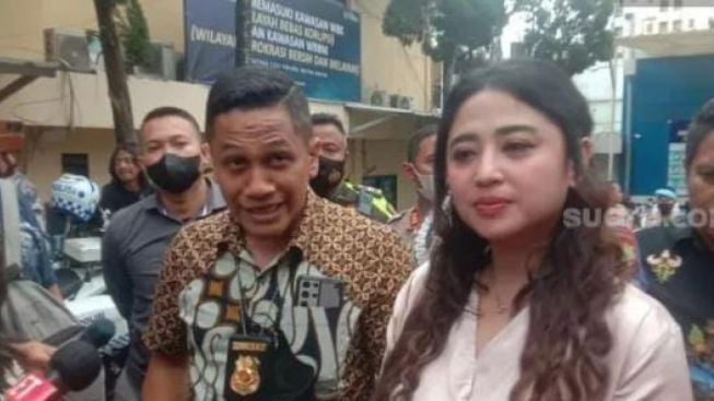 Saling Berbalas Video TikTok, Kini Dewi Persik Sudah Buat Laporan Polisi Baru