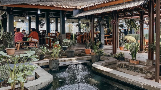 Rekomendasi Tempat Nongkrong di Kabupaten Bandung Barat yang Hits dan Instagramable, Pecinta Kuliner Wajib Datang!