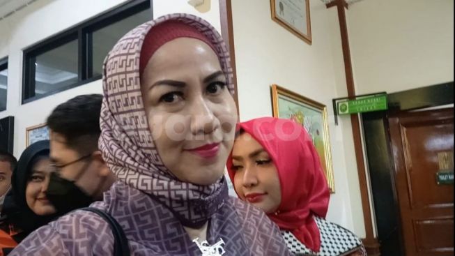 Berat Badan Venna Melinda Turun Drastis Sampai Lebih Rajin Sholat, Kok Bisa?