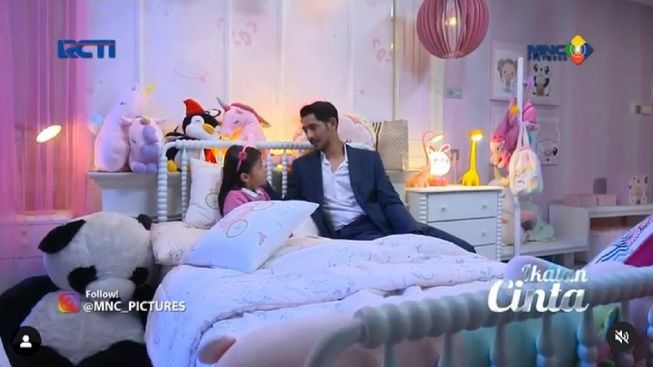 Trailer Sinopsis Ikatan Cinta Malam Ini Selasa 14 Maret 2023: Reyna Bahagia karena Hal Ini