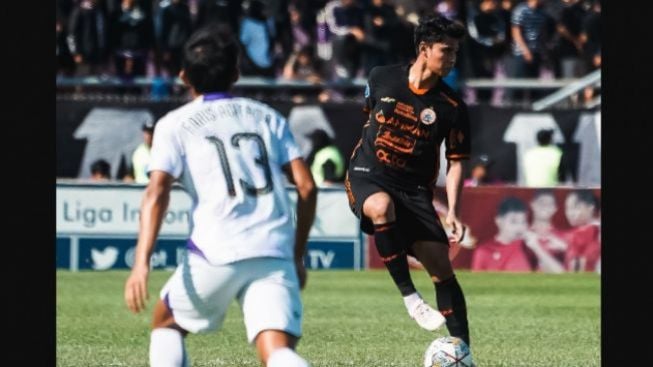 Perebutan Juara BRI Liga 1 Makin Ketat! Persija Jakarta Takluk dari Persik Kediri dengan Skor 2-0