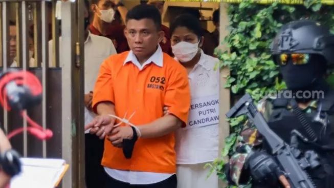CEK FAKTA: Ferdy Sambo Menangis Minta Ampun ke Jokowi agar Tidak Dihukum Mati saat Menjenguknya