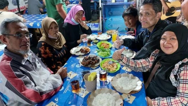 3 Tradisi Unik Menyambut Datangnya Bulan Ramadhan di Indonesia, Nomor 3 Mirip Lomba Dayung