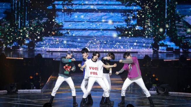 Konser Bertajuk World Tour ACT: SWEET MIRAGE TXT Mendapat Pujian dari Netizen