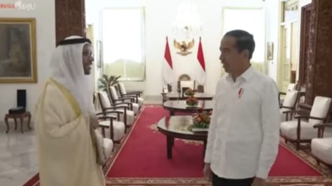 Presiden Jokowi Terima Kunjungan Duta Besar Uni Emirate Arab : Kuatkan Hubungan Ekonomi