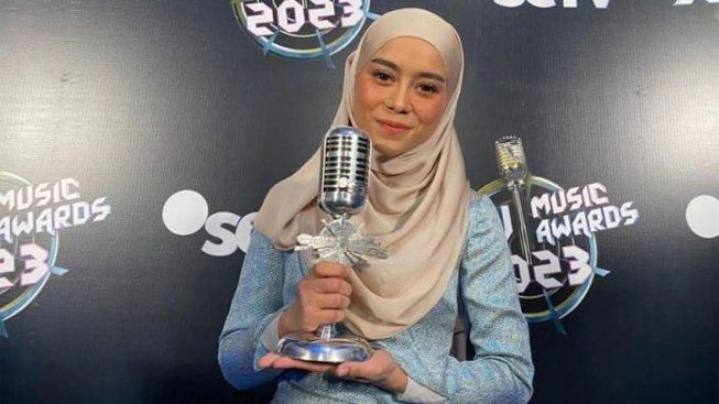 Viral! Lesti Kejora Comeback Tampil Di Music Awards 2023 Usai Korban KDRT : Singgung Rizky Billar?