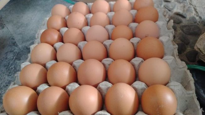 Warga KBB Mengeluh, Harga Telur Merangkak Naik