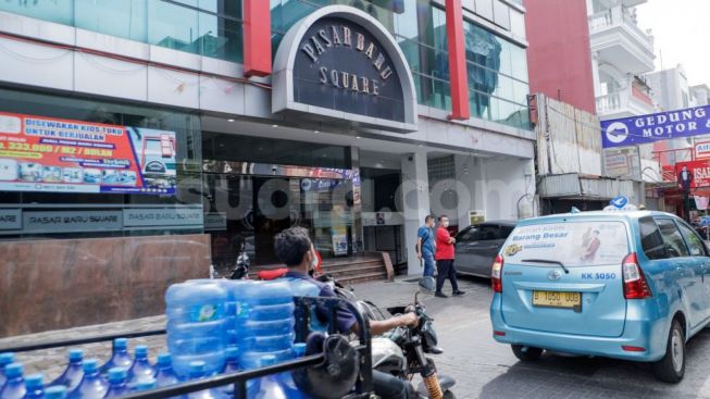 Cuman 1,3 Kilometer dari Alun-alun Kota Bandung, Ternyata Pasar Baru Menyediakan Beragam Keperluan! Ibu-ibu Coba Cek