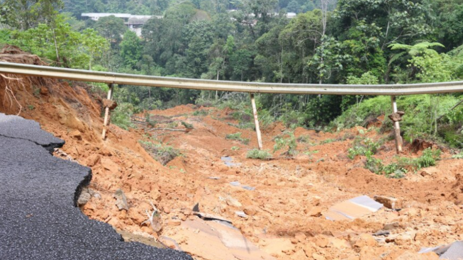 Misteri Penumpang Angkot yang Selalu Turun di Lokasi Longsor Cianjur