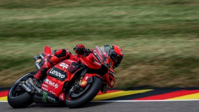 Bagnaia Rebut Pole Position, Patahkan Dominasi Aprilia di Babak Kualifikasi MotoGP Catalunya 2023