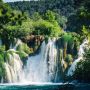 6 Wisata Curug di Bandung, Cocok Banget Ajak Keluarga Liburan untuk Menikmati Suasana Alam di Akhir Pekan Ini
