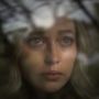 Pilu! Orangtua Tewas Terbakar, Trailer Teaser Mengungkap Kisah Penuh Keindahan dan Misteri: The Lost Flowers of Alice Hart