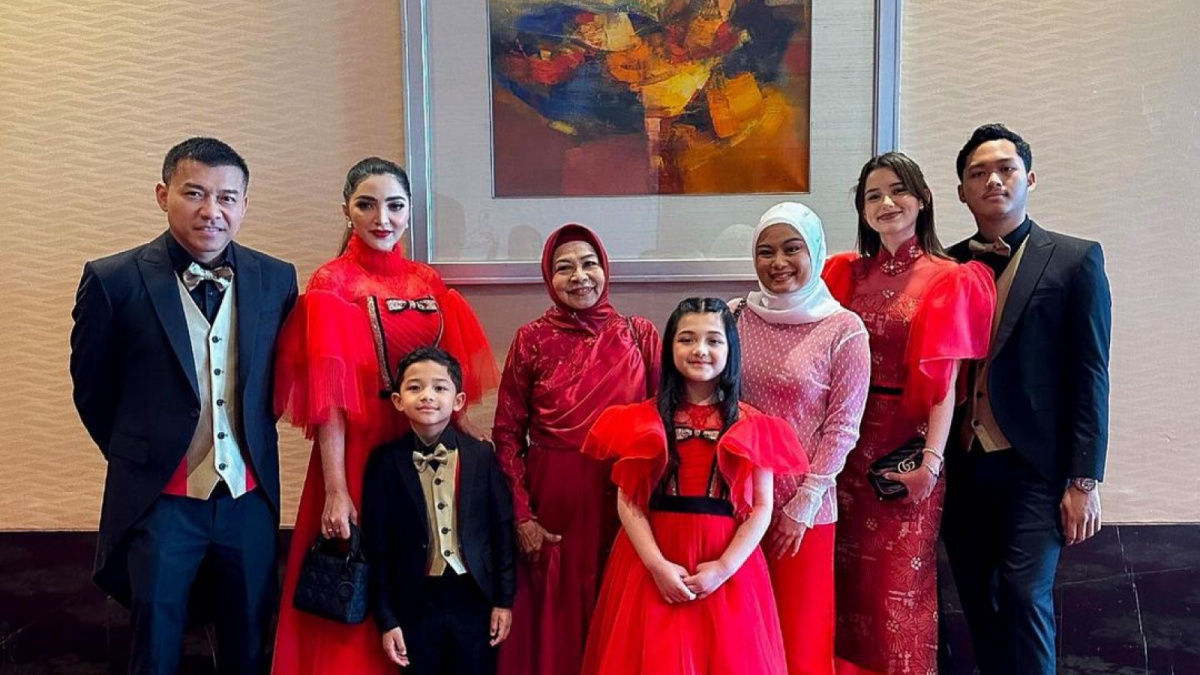 Kebersamaan Sarah Menzel dan The Hermansyah [[Instagram/@ashanty_ash]]