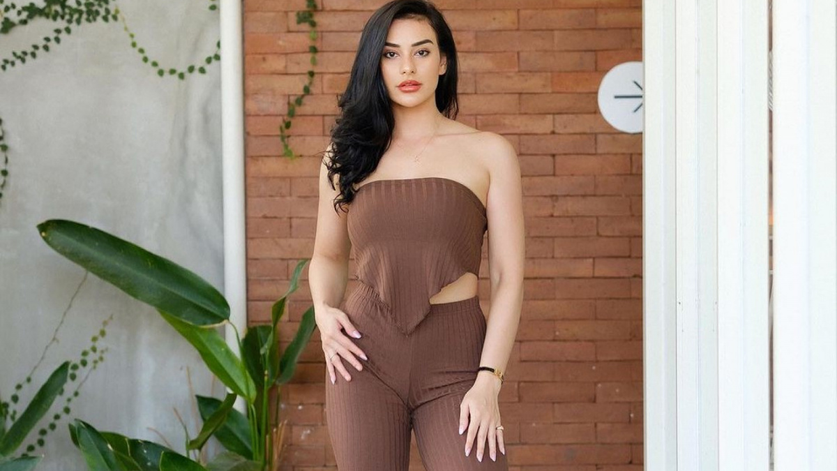 Nora Alexandra [[Instagram]]