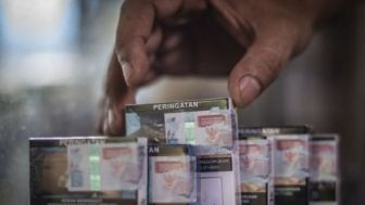Siap-siap Harga Rokok Akan Naik Lagi