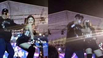 Viral, Wali Kota Tegal Asyik Goyang Bareng Uci Sucita, Tangannya Lincah