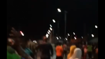 VIDEO Amatir di Pelabuhan Yos Sudarso saat Terjadi Gempa 7,5 M di Maluku, Warga : Paling Kuat Nih