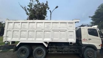 Bikin Konten, Pemuda Tewas Ditabrak Truk di Bogor