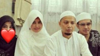 Ibunda Ustaz Arifin Ilham Benarkan Umi Yuni Menikah Dengan Abah Agam: Pokoknya Benar, Ada Saksinya