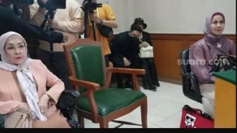 Jaksa Sebut Ferry Irawan Banting Venna Melinda ke Tempat Tidur Setelah Bersimpuh