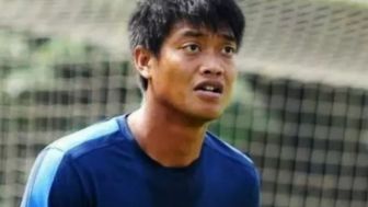 Tidak Bisa Main Bola Lagi, Mantan Penjaga Gawang Andalan Timnas Indonesia Lelang Barang Berharga