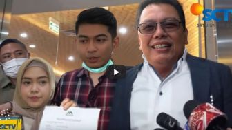 Cek Fakta: Kuasa Hukum Ria Ricis Resmi Layangkan Surat Gugatan Cerai Depan Awak Media