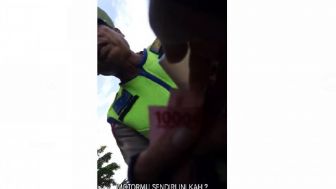 Viral Polisi Minta Uang Rp150 Ribu, Agar Motor Pelanggar Lalu Lintas Tidak Disita