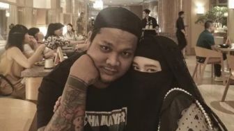 Inara Rusli Buka Isi Chat Virgoun Minta Perempuan ke Kamar Hotel