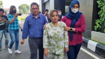 Viral Lina Mukherjee Sebut Lesti Kejora Gatel dan Rizky Billar Numpang Hidup