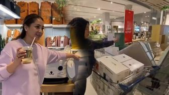 Ngakunya Cuma Lihat-lihat, Nagita Slavina Belanja di Mall Sampai 20 Troli