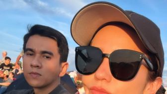 Jadi Istri Diplomat, Enzy Storia Kini Gaul Bareng Ibu-ibu Pejabat