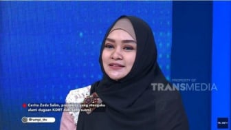 Zeda Salim Sujud Minta Maaf ke Suami: Di Saat Saya Gak Salah